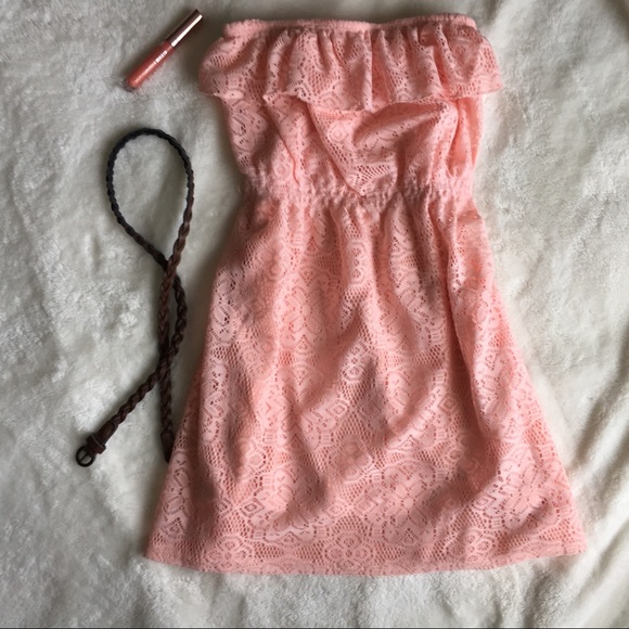 No Boundaries Dresses & Skirts - Beautiful Boho Festival Strapless Ruffled Mini